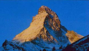 .   ,  -   . , . ,  ,  , , Tauernblick, , , Matterhorn-Wochen, Helvetia, Christkindl-Wochen, Amade-Ski-Pas, Apres-Ski-Jause,  , Zermatt-Cervina,   . , ,    ,    , , , ,  