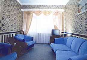 г. Ессентуки Санаторий «Казахстан» 2-местный 2-комнатный номер категории «Улучшенный» гостиная комната фото 